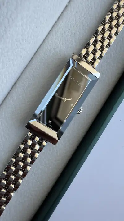 Gucci G-Frame Black Dial Diamond Marker Bracelet Watch 6