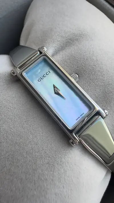 Gucci Slim Iridescent Dial Bangle Watch 3