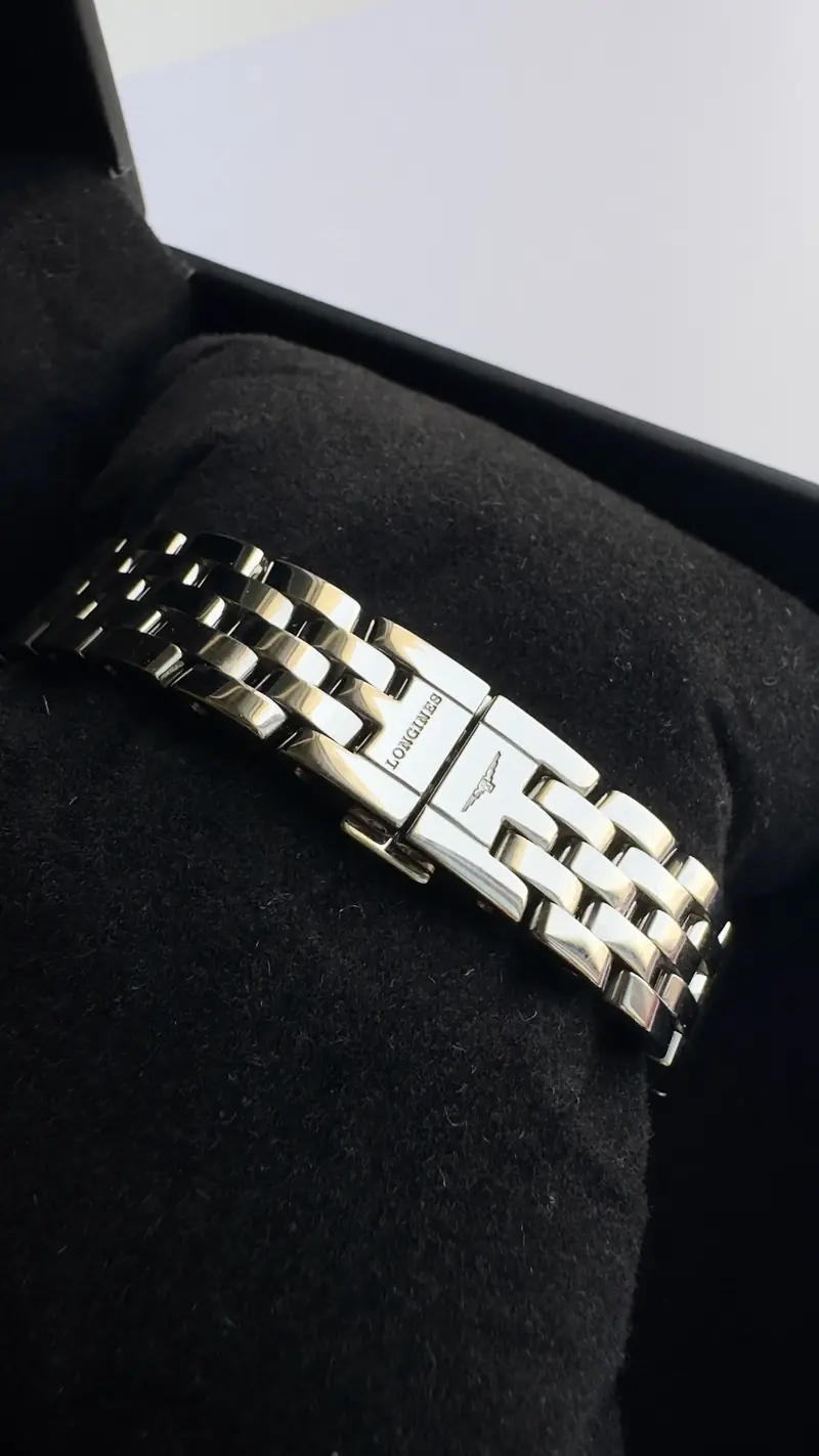 Discontinued Longines women’s stainless steel watch — image 2