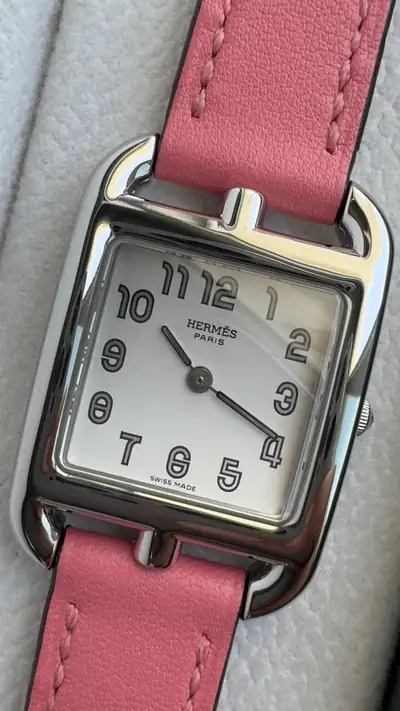 Hermes Cape Cod Pink Strap with Silver-Toned Case 2