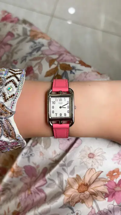 Hermes Cape Cod Pink Strap with Silver-Toned Case 7