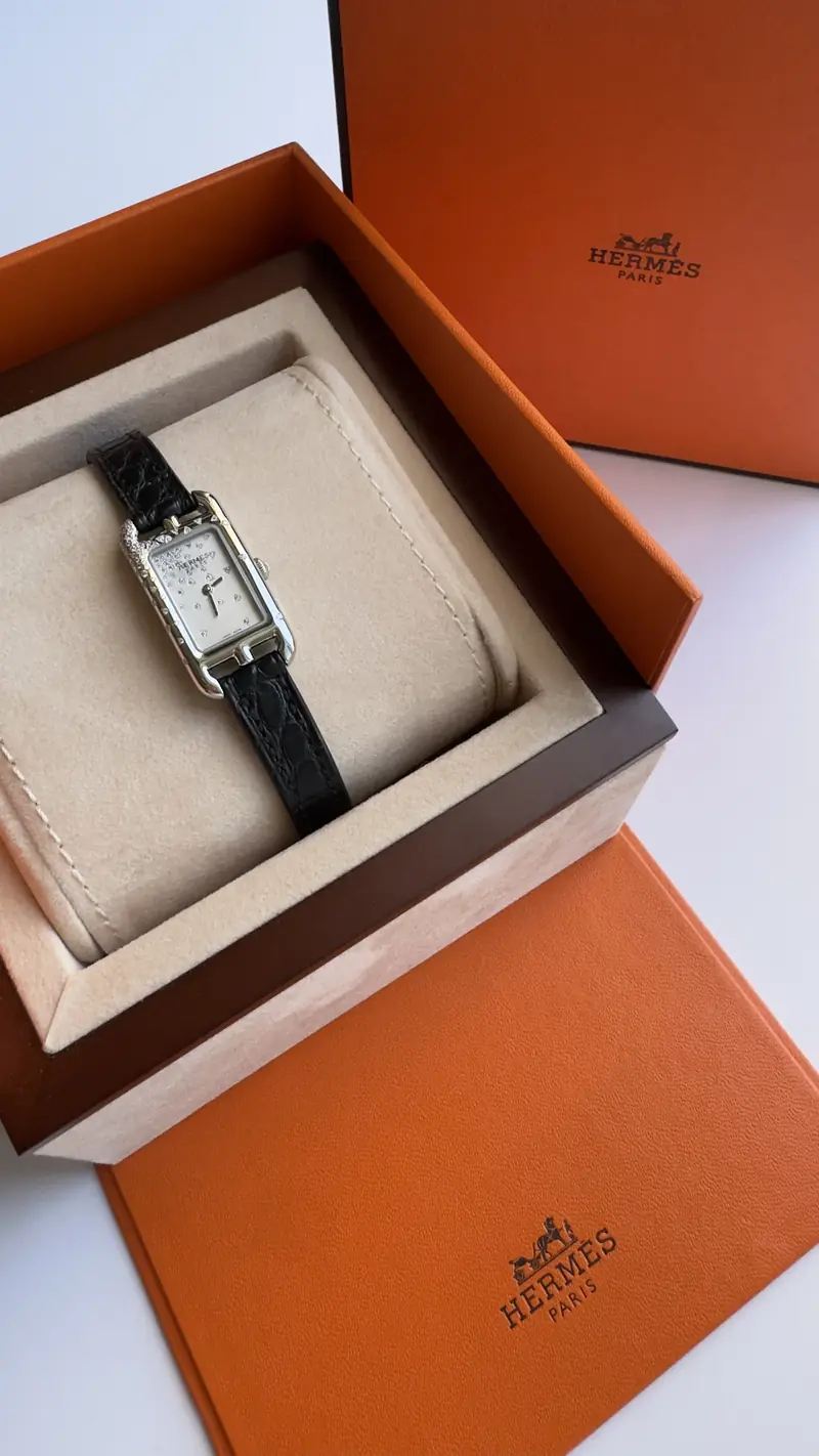 Graceful Hermès Nantucket Diamond Watch