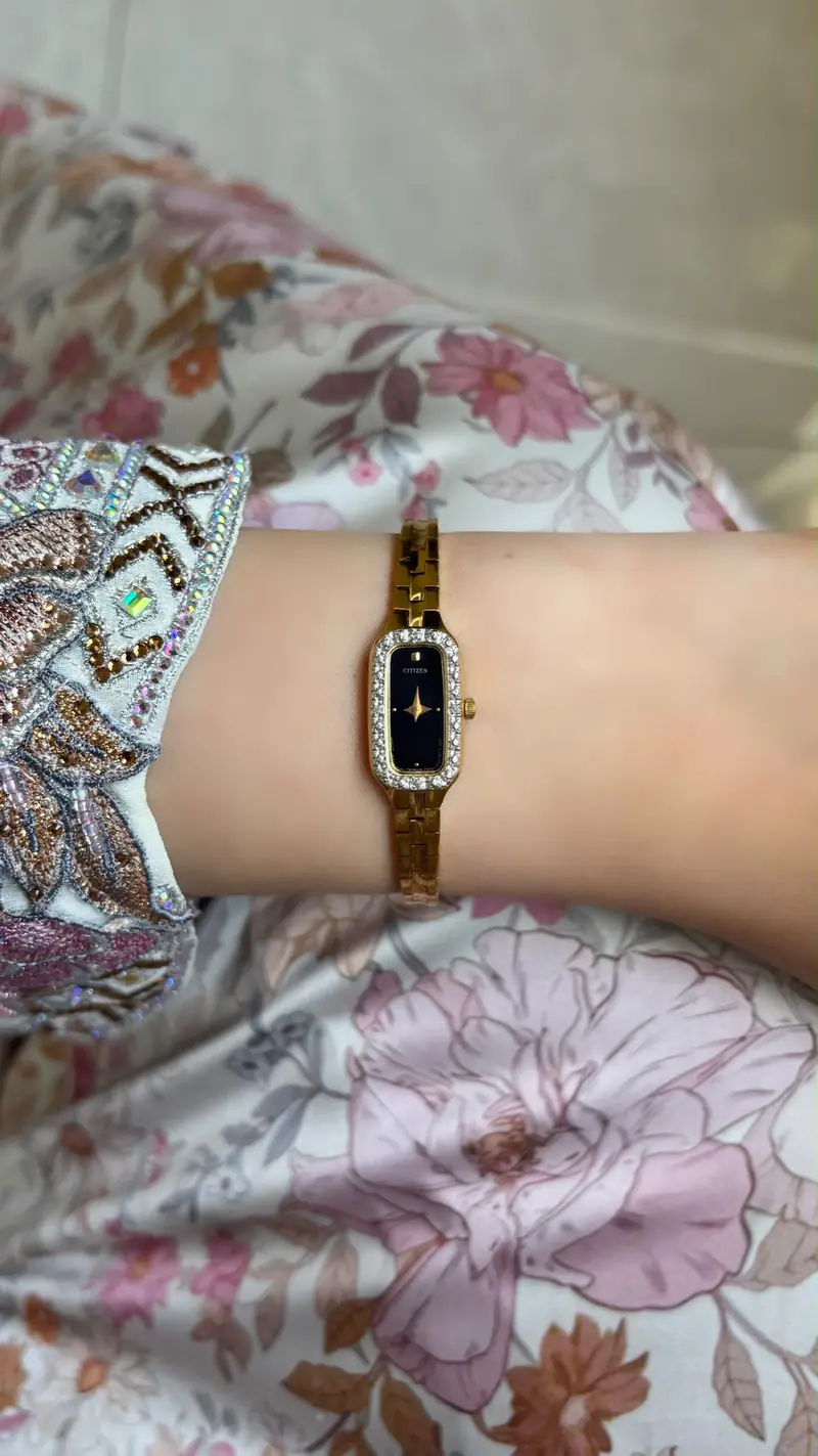 Graceful Citizen Black Dial Zircon Watch — image 6