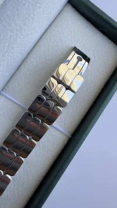Distinctive Hermes Mini Kelly Watch 4