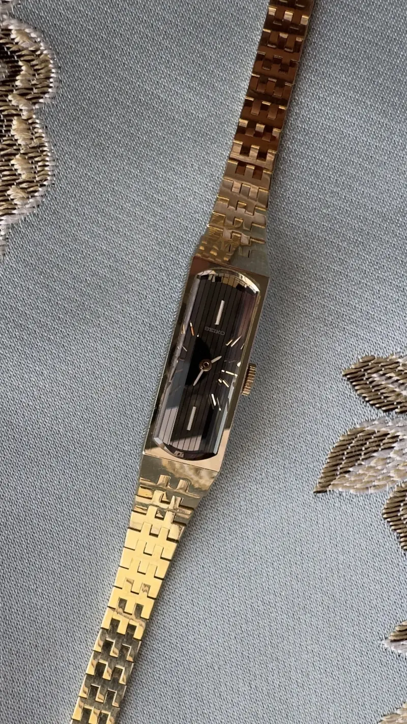 Classic Seiko Mechanical Brown Dial Watch