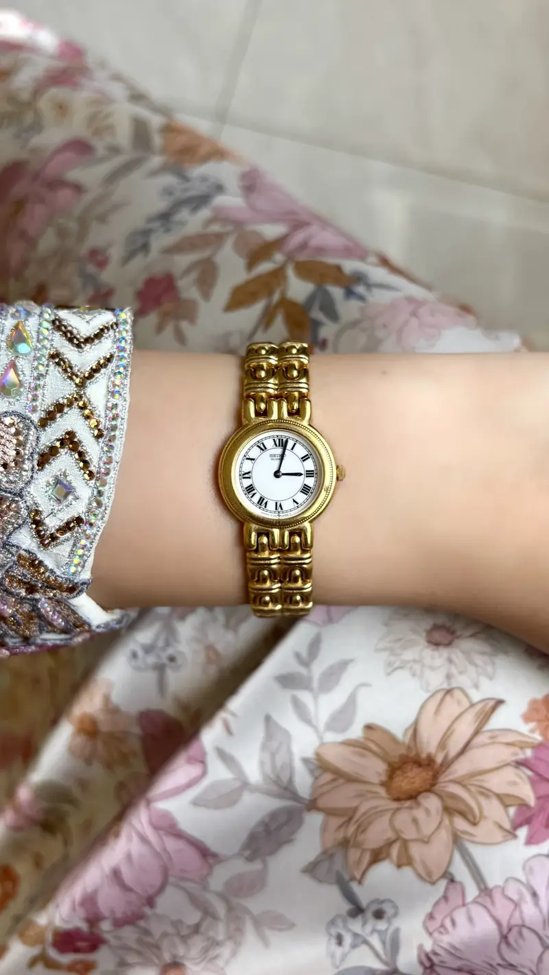 Classic Seiko Roman Dial Watch — image 5