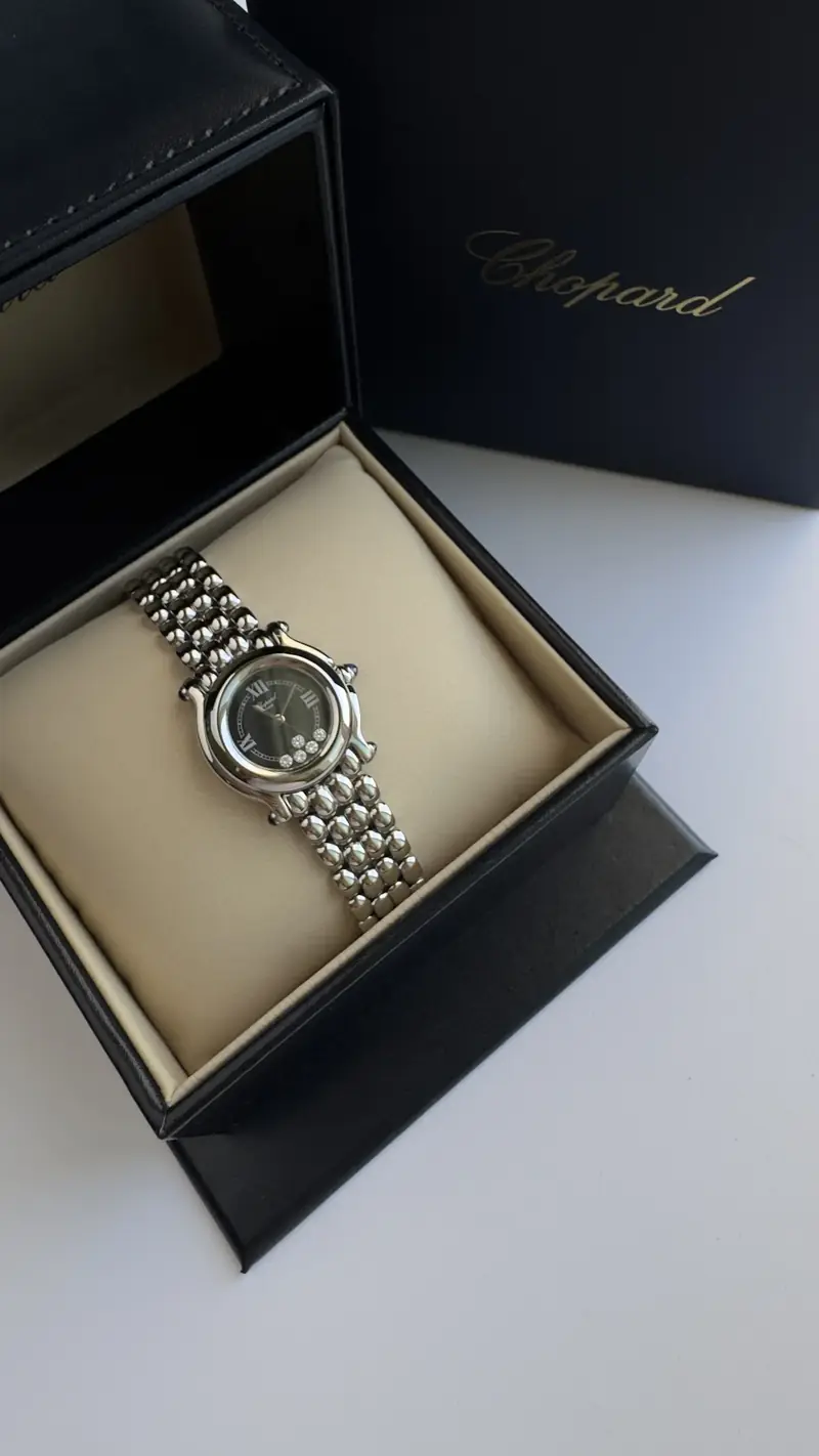 Graceful Chopard Happy Sport Floating Diamonds Watch