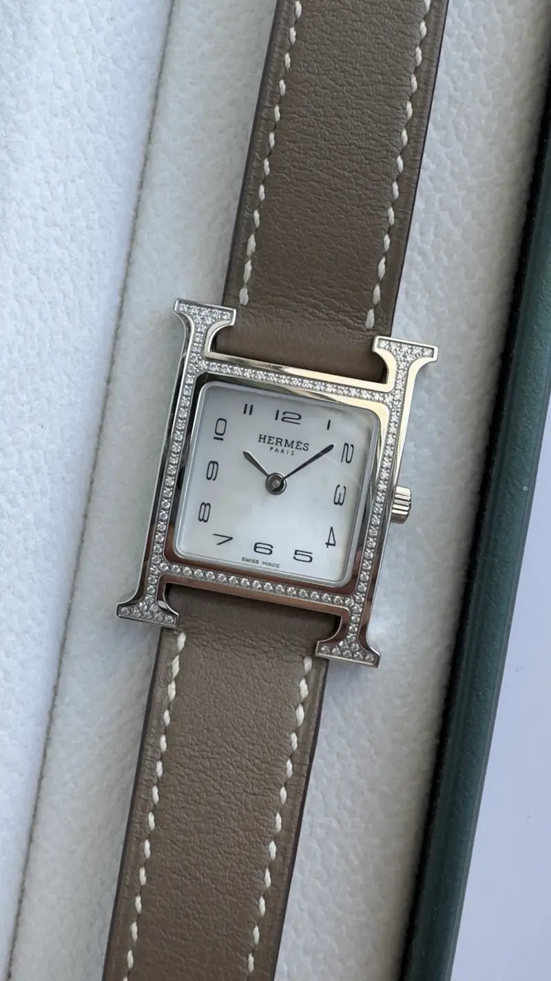 Distinctive Hermès Small Diamond H Case Watch — image 3