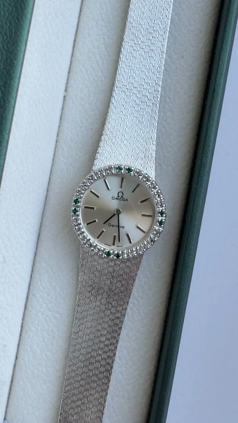 Omega Genève Diamond & Emerald Silver-Tone Bracelet Watch — image 4