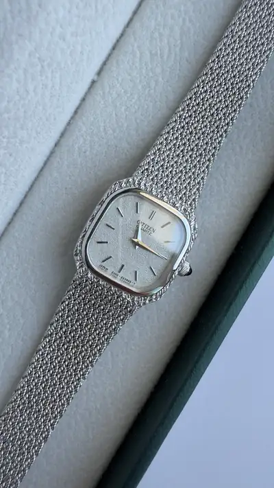Citizen Square Silver-Tone Mesh Watch 8