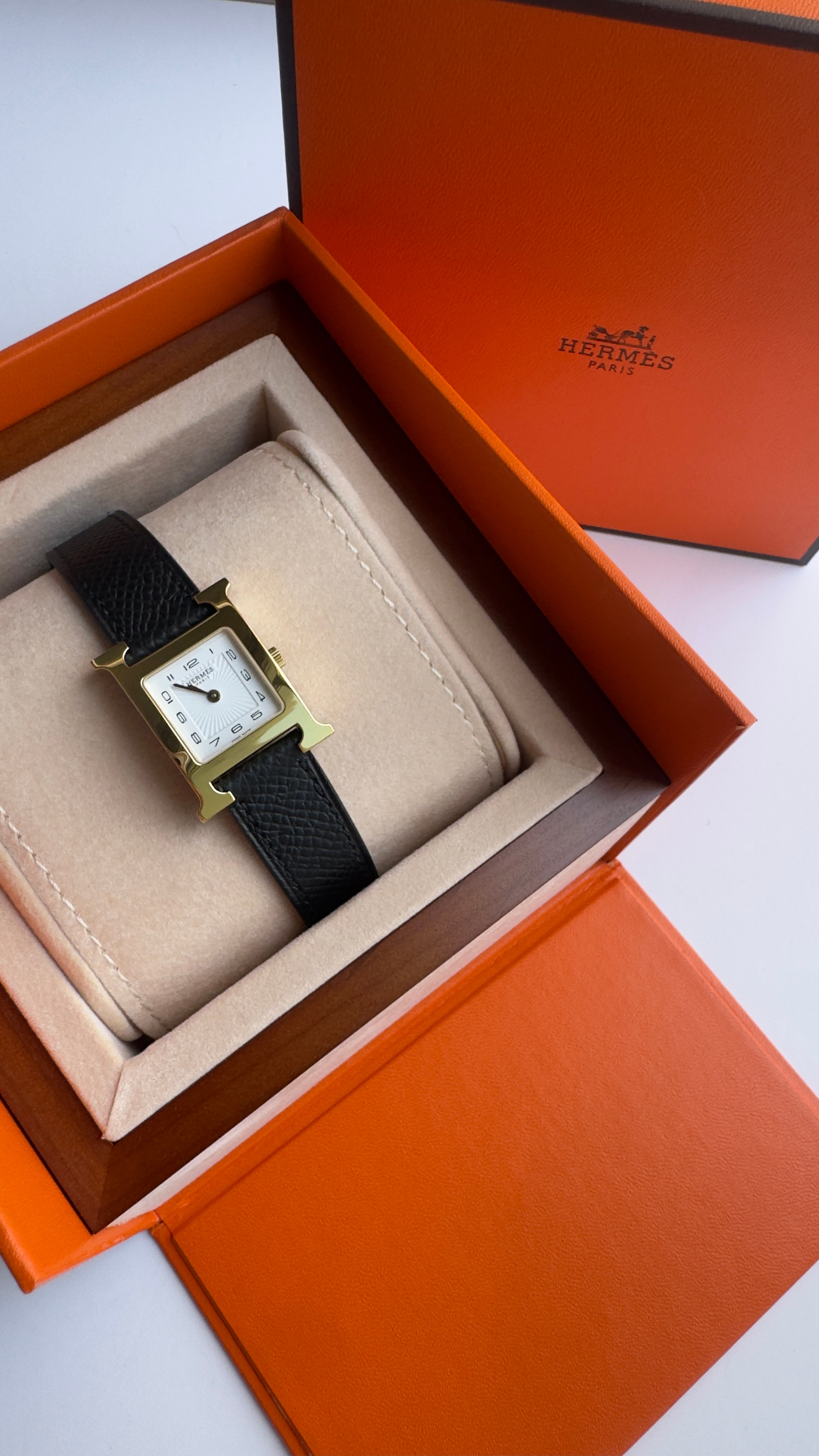 Hermès H Watch Small Model | Antigo Watches