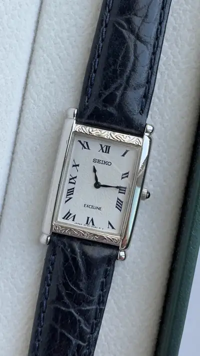 Seiko Exceline Rectangular Vintage Watch 2