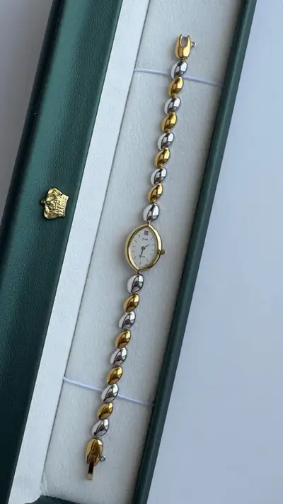Elegant Seiko Alba Two-Tone Watch 5