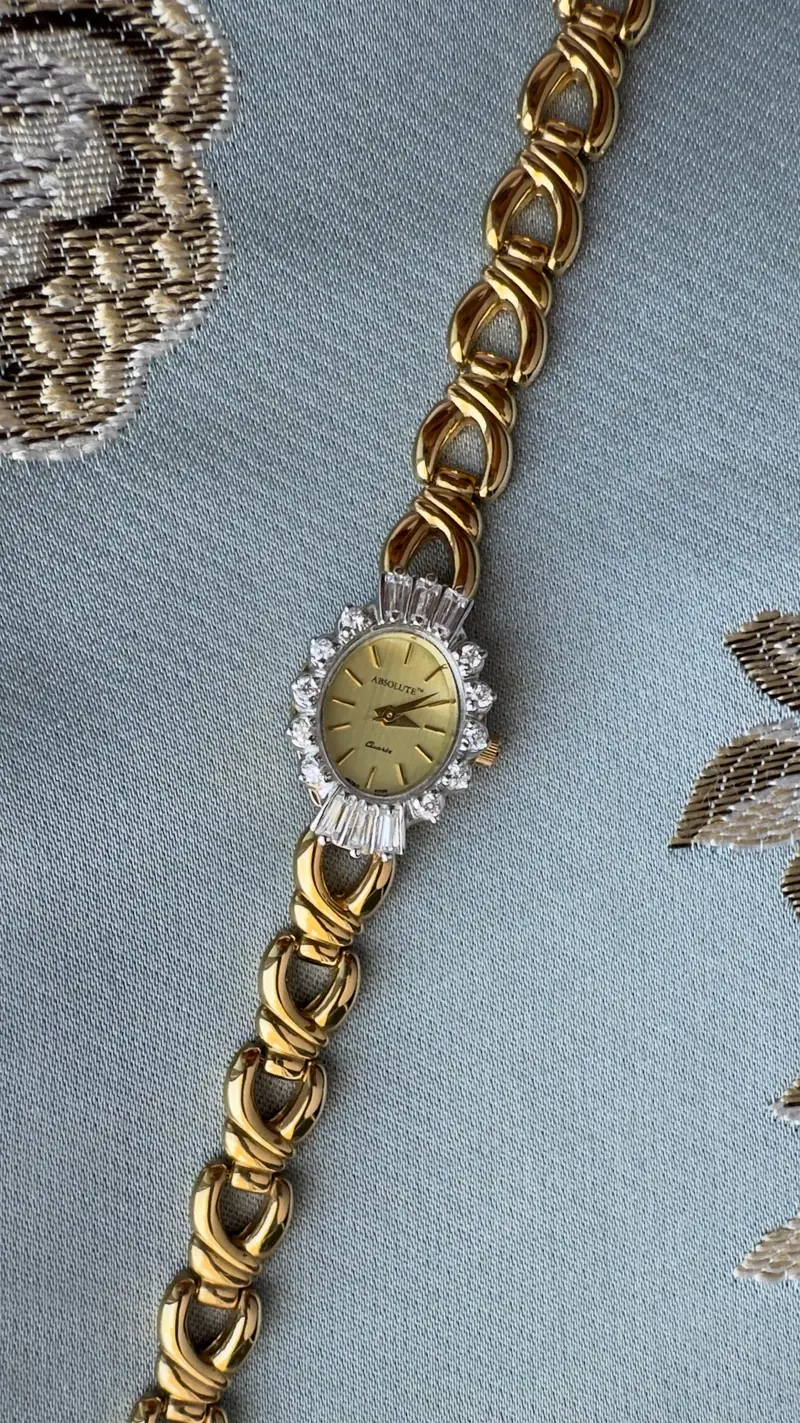 Elegant Jules Jurgensen Crystal Watch