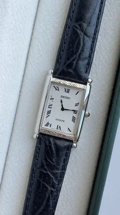 Seiko Exceline Rectangular Vintage Watch 3