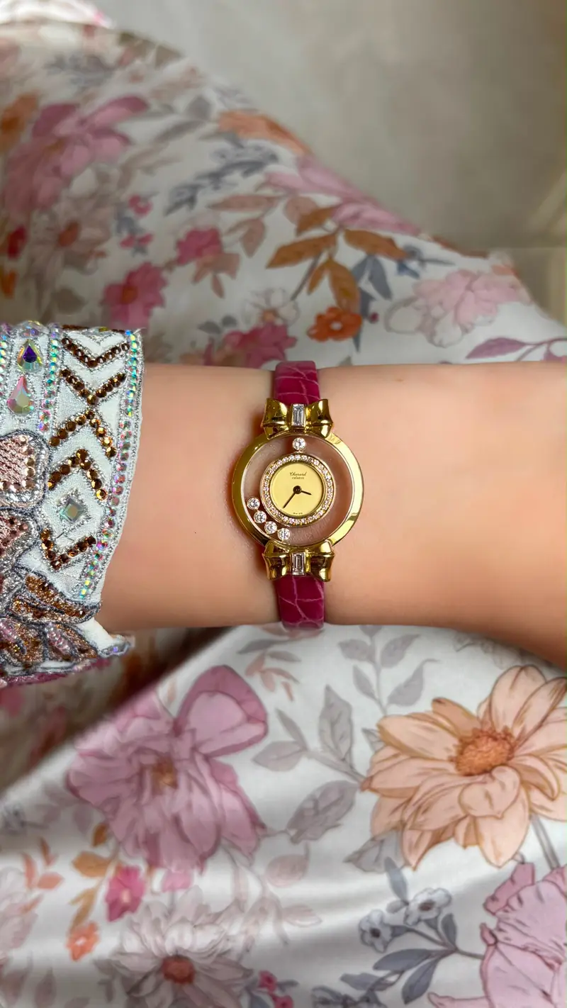 Rare Chopard 18K Gold Bow Diamond Watch — image 9