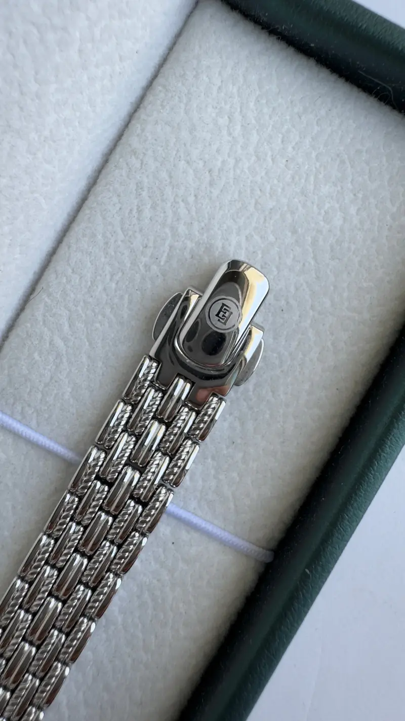 Citizen Exceed Textured Silver-Tone Bracelet Watch — image 8