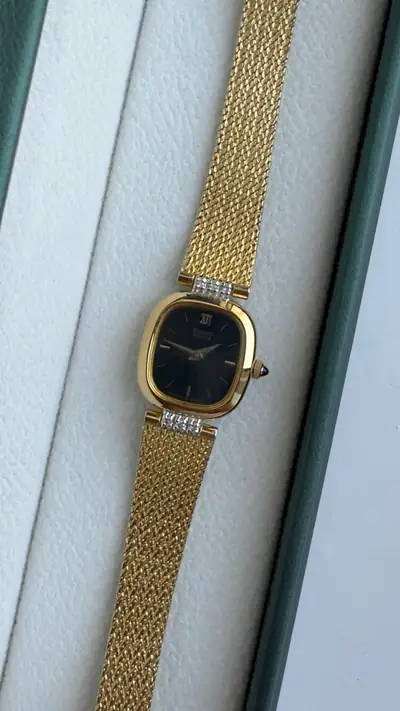 Elegant Seiko Diamond Accent Vintage Watch 7