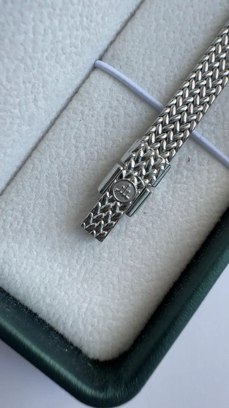 Elegant Credor Diamond Watch — image 6