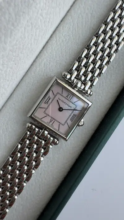 Van Cleef & Arpels Mother of Pearl Dial Vintage Watch 8