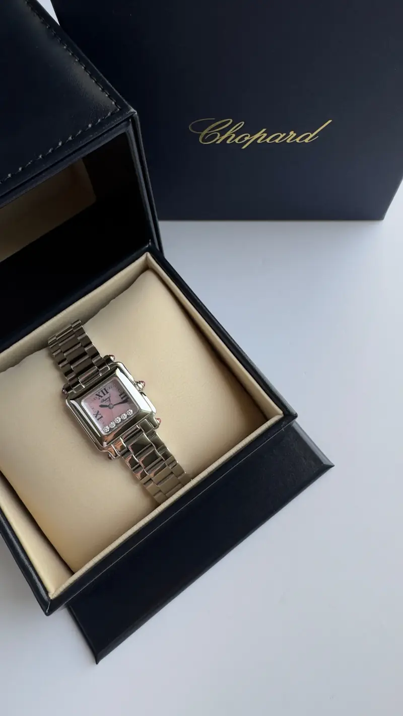 Elegant Chopard Happy Sport with Pink Mother-of-Pearl Dial