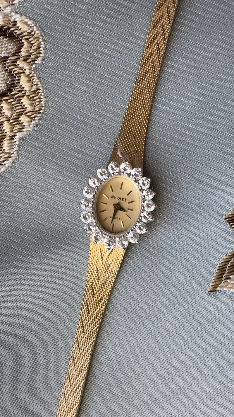 Sparkling Nicolet Zircon Floral Watch