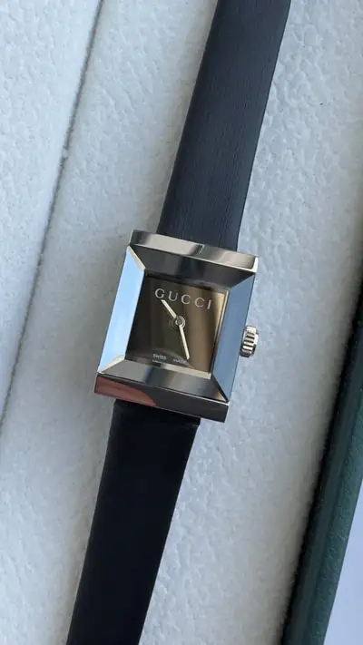 Gucci Mini Square Mirror Dial Watch 2